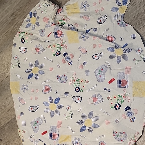 Vintage 80's Spring Time Shirt. - Picture 6 of 11